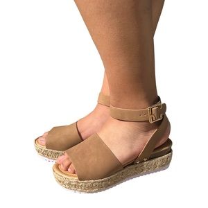 Women sandals